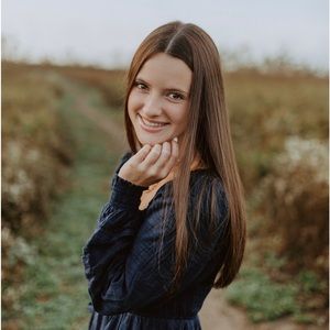 Meet your Posher, Carley